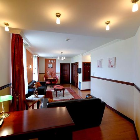 Campus Hotel Debrecen Eksteriør billede